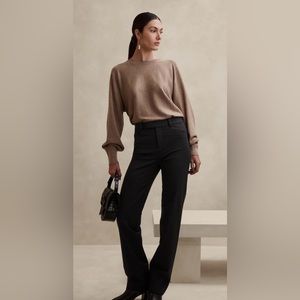 Banana Republic Sloan Straight Leg Pants w white striping. NWT Size 6